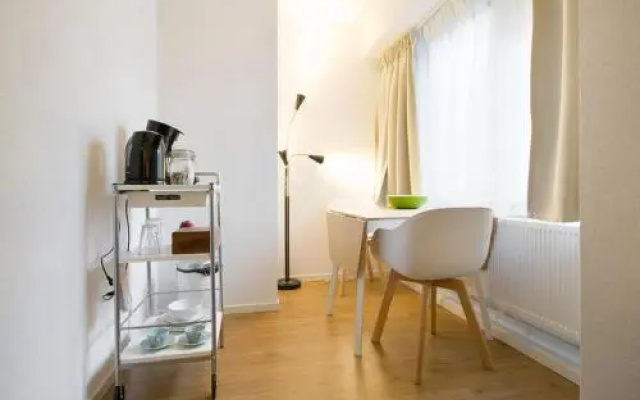 Pleasant Studio in the City Center