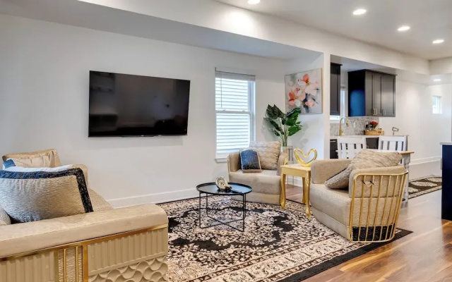 Central Indy Retreat In Walkable Location!