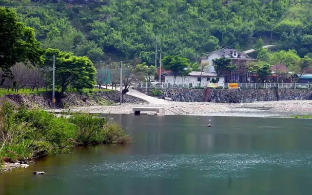 Bandi Hwangto Pension