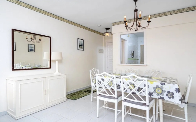 Apartment Club Caronte
