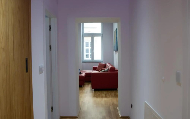 AM-Residence No 8