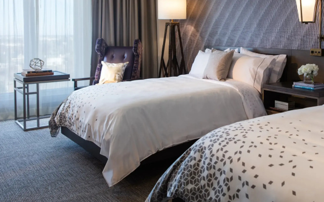 Renaissance Waterford Oklahoma City Hotel