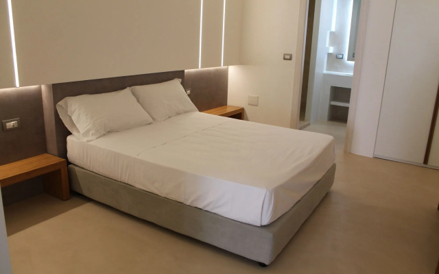 Seven Suite