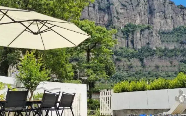 Xixia Moye Homestay