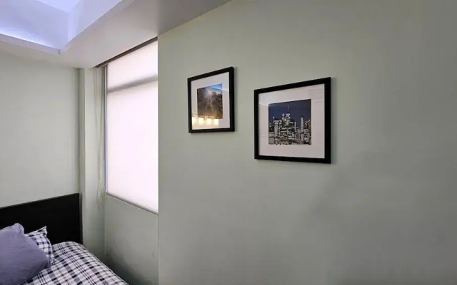 A30 Plaza Acequia Suite Black Plus