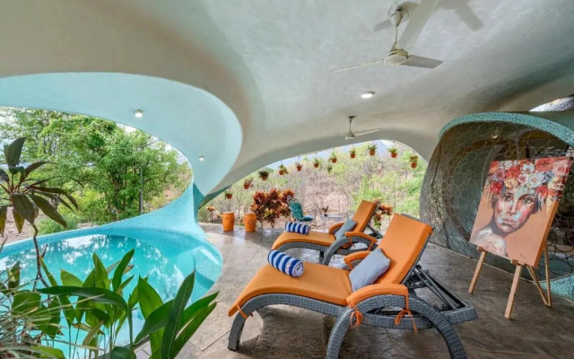Saffronstays Asanja Dragonfly, Murbad-Entire Villa