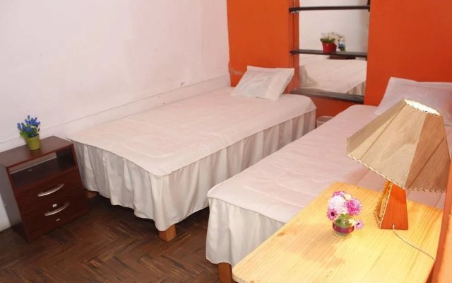 Hostal Wayra River
