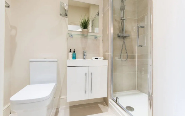 April House Weybridge - Boutique Guesthouse