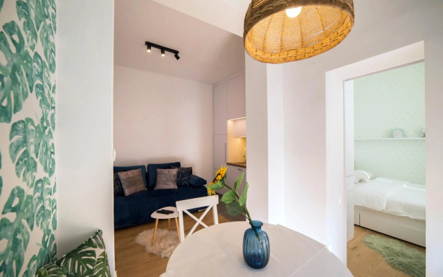Green Leaf Apartment