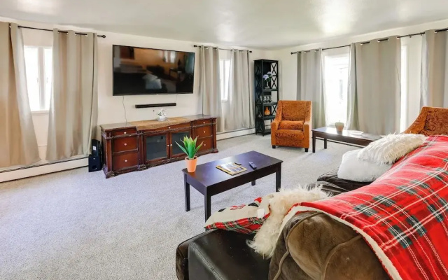 3 Mi to Pioneer Park & University: Spacious Home!
