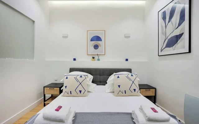 Apartment for 4 People in Bastille
