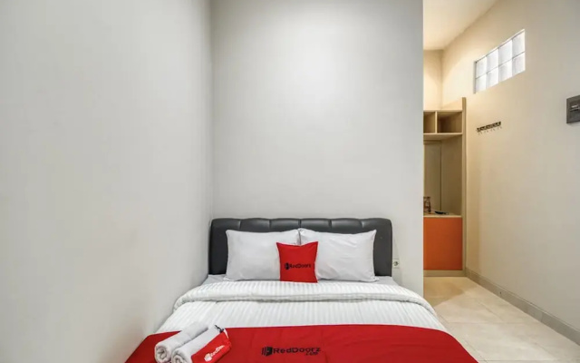 RedDoorz near Affandi Gejayan 2