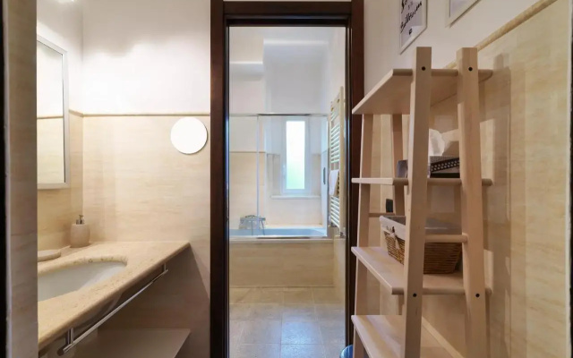 Porta Romana Apartment