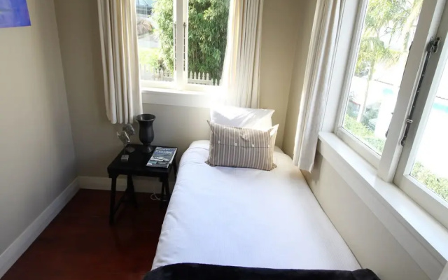 Mangonui Waterfront Apartments Motel