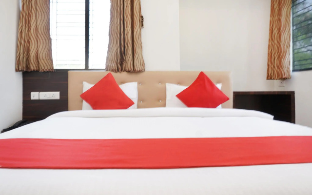 OYO 35766 Hotel Grand Inn
