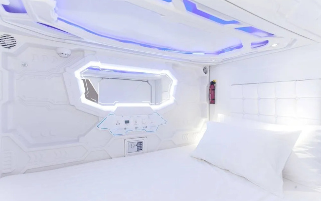 Avagard Capsule Hotel - Suvarnabhumi Airport