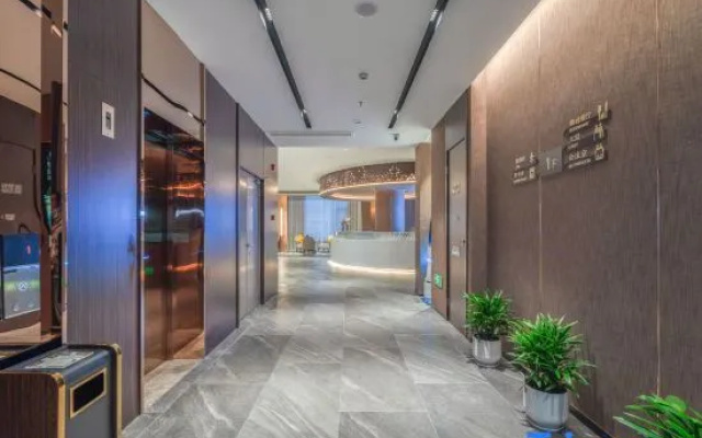 Homeinn Plus Hotel (Ningbo Fenghua Xikou Tengtou Ecological Park)