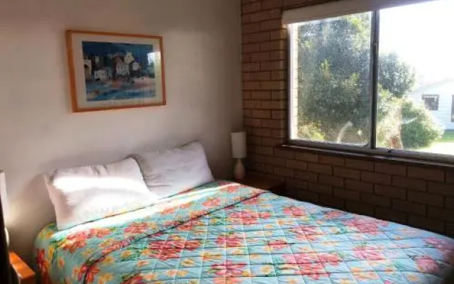 Flat 2 - 3 Bay Lane