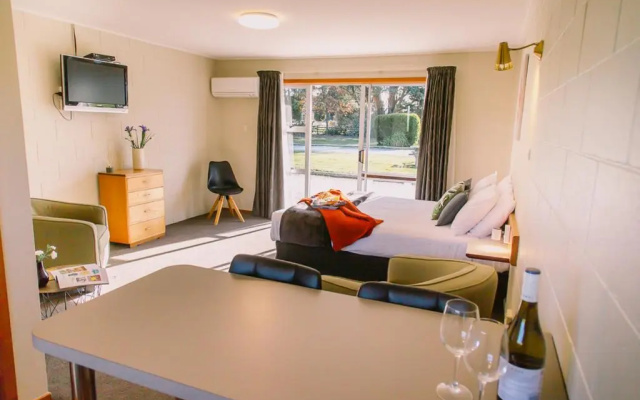 Flaxbourne Motels