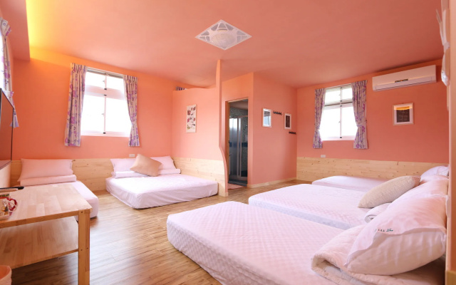 Longtian Hill B&B