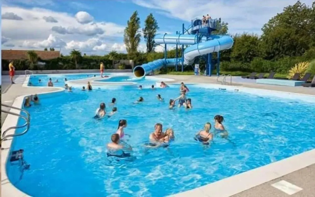 8berth- Smarttv- Closetobeach- Familyfriendly