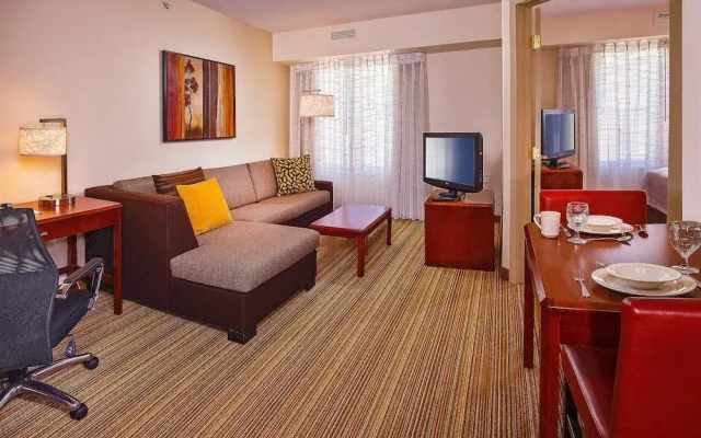 Sonesta ES Suites Fairfax Fair Lakes