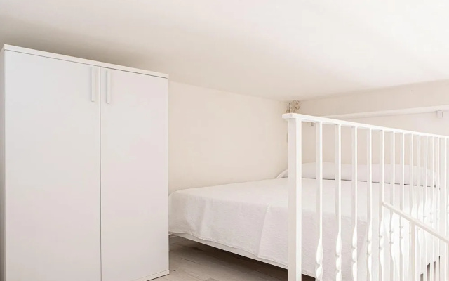 Studio Dione 130 by Wonderful Italy