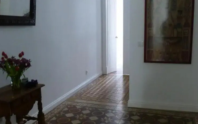 Goncalo Velho House