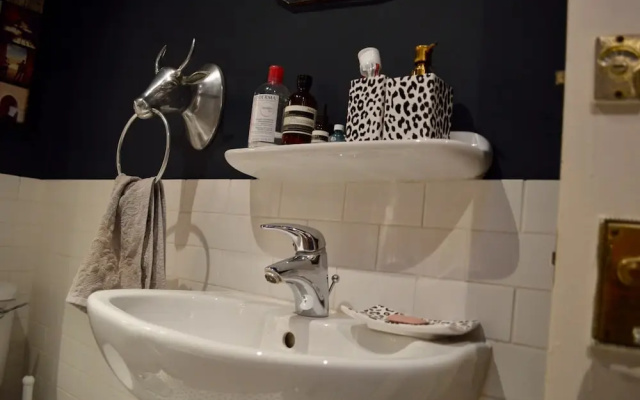 2 Bedroom Apartment In Belsize Park