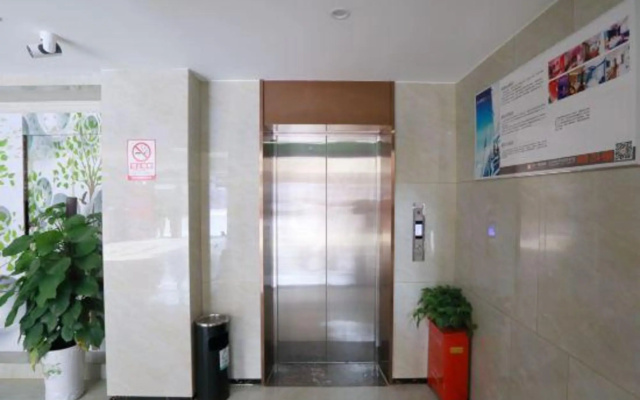 SET Chain Hotel (Xiangyang Yunxing Road)