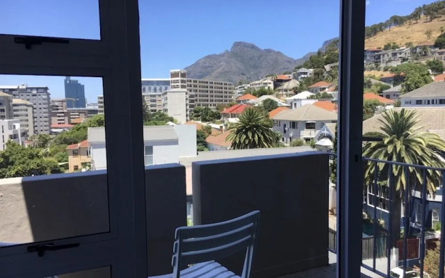 Cascades 2 bed 'FRESH LOOK & GREAT VIEW'