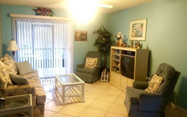 Sea Woods 2bdrm Condo 147
