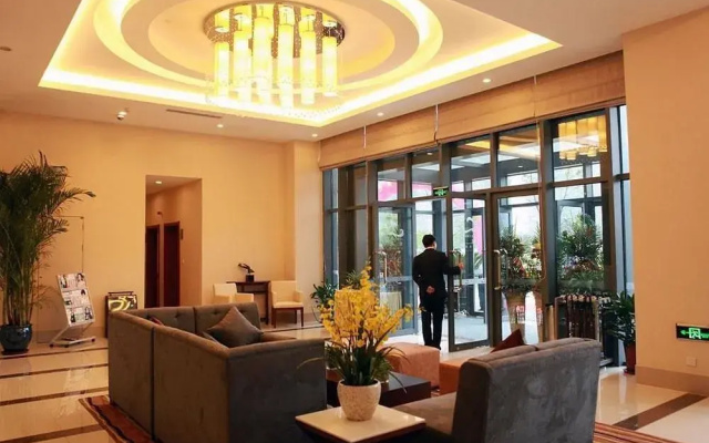 Dongshahu Lingli Business Hotel