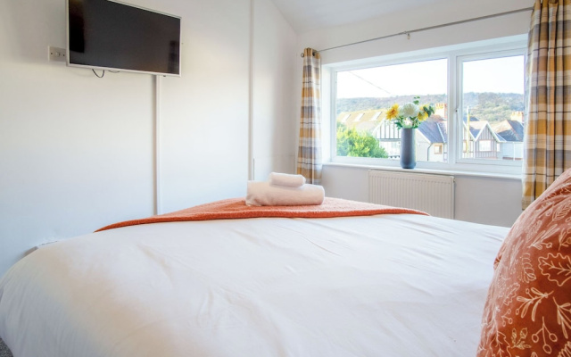 Gellionen - 2 Bedroom House - Clydach