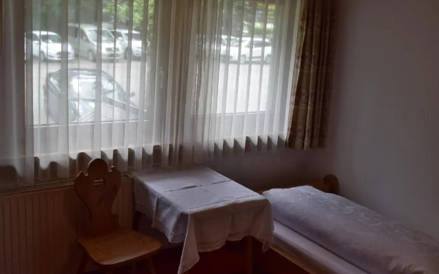 Bergsteiger-Zimmer Pension Obermair