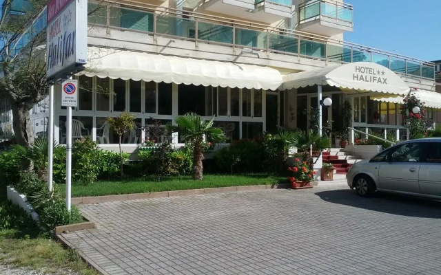 Hotel Halifax