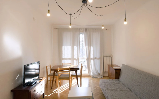 Goodnight Warsaw Apartments on Aleja Jana Pawla II 35
