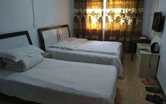 Shangqiu Xianglan Hotel (New Normal University)