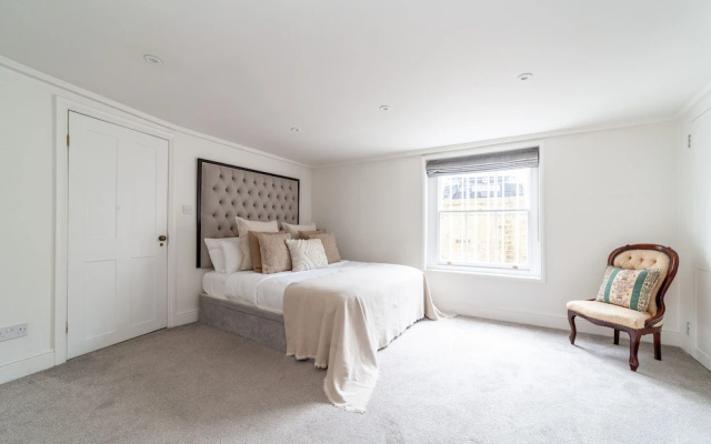 Modern & Stylish House in Deptford