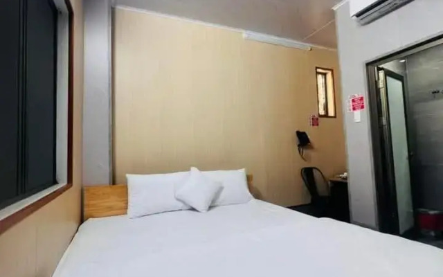 Toan Vinh Hotel