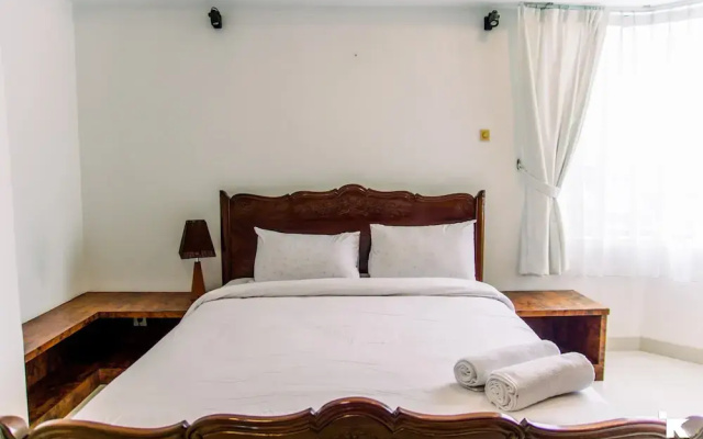 Elegant 2Br With Extra Room Apartment At Sudirman Tower Condominium