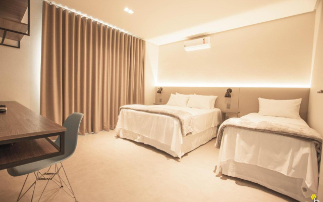 Naim Hotel