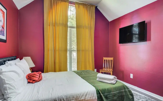 Bryan Home: Close to Campus & Kyle Field