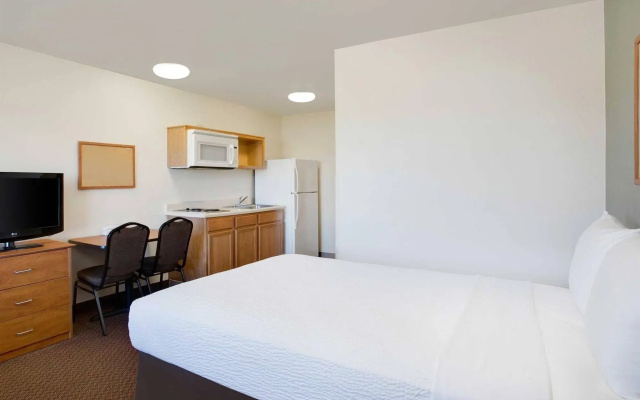 WoodSpring Suites Colonial Heights Fort Lee