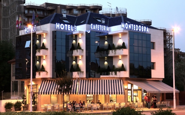 Hotel Montedobra вид на фасад