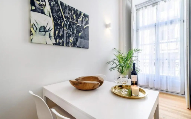 Modernity and Comfort at Lisbon Downtown