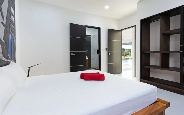 Open-space Design 4BR Pool Villa Luna