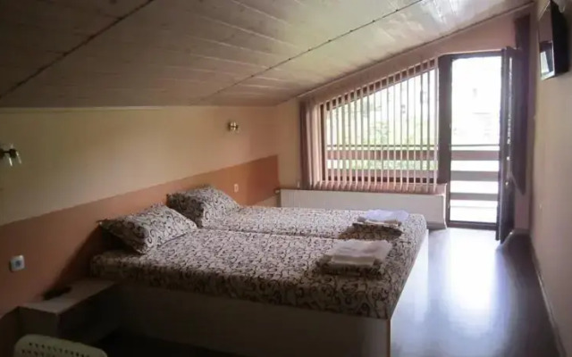 Slavina Guest House