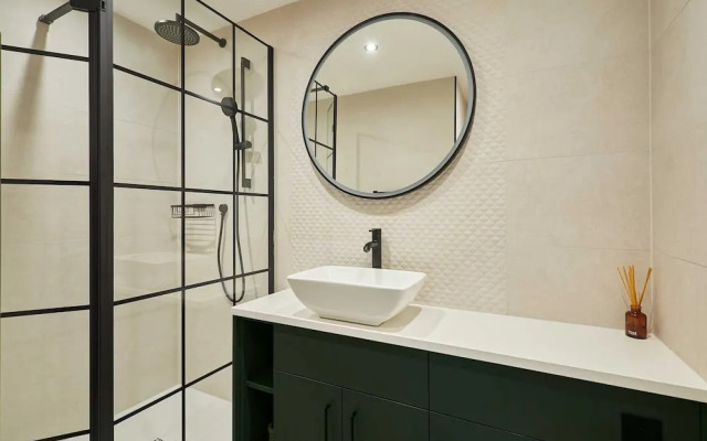 Host Stay Holmfirth Hideaway