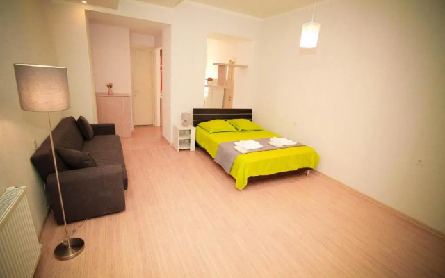 Holiday House